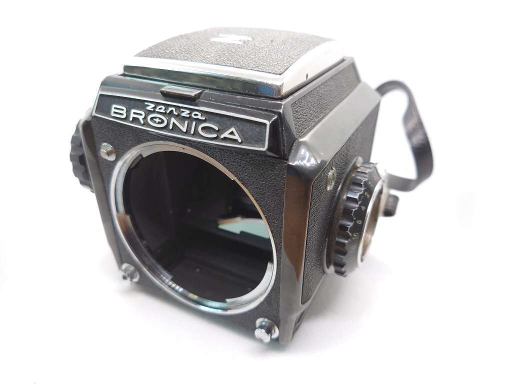 Zenza Bronica S2